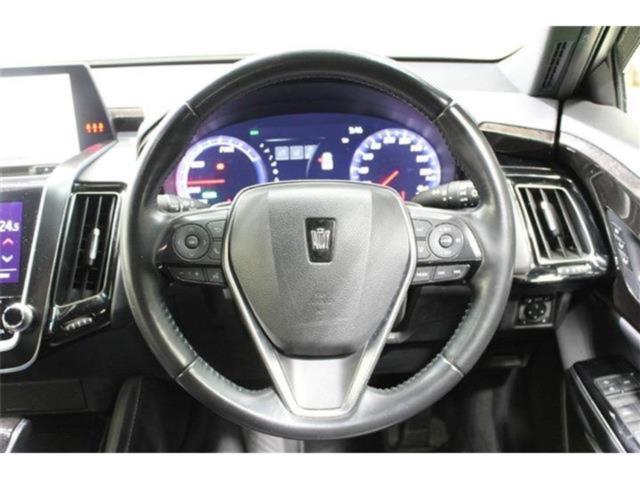 クラウンハイブリッド(新潟県新潟市東区)