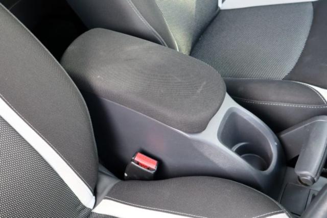 ルノー カングー(新潟県新潟市中央区)