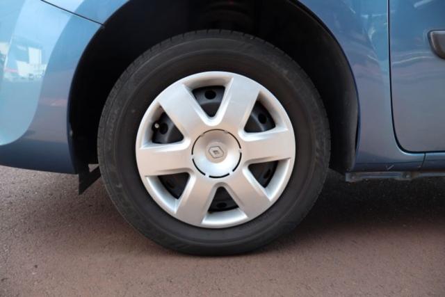 ルノー カングー(新潟県新潟市中央区)