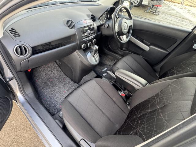 デミオ(新潟県新潟市西区)