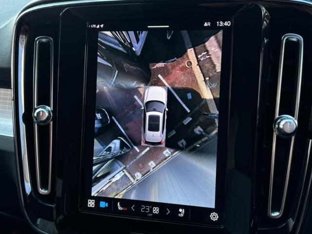 ボルボXC40(新潟県新潟市東区)