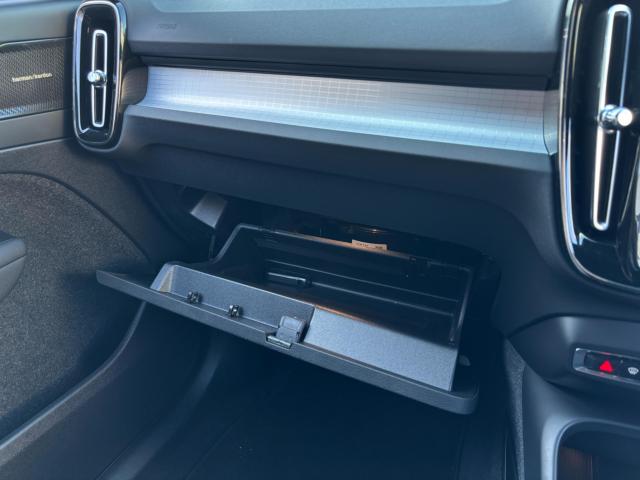 ボルボXC40(新潟県新潟市東区)