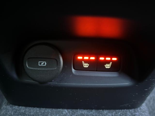 ボルボXC40(新潟県新潟市東区)