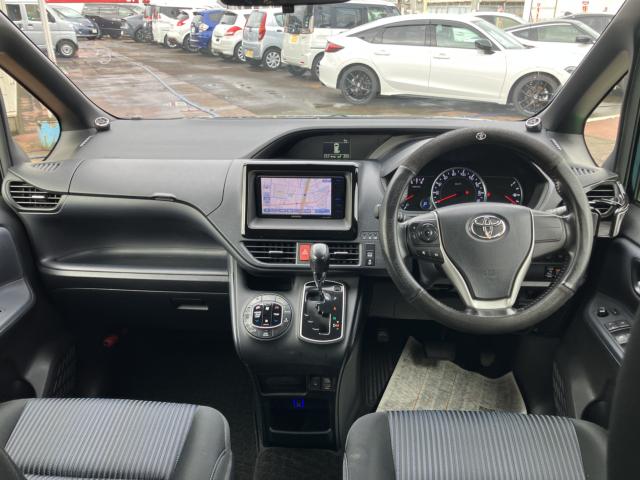 ヴォクシー(新潟県長岡市)