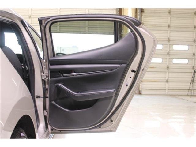 MAZDA3ファストバック(新潟県新潟市東区)