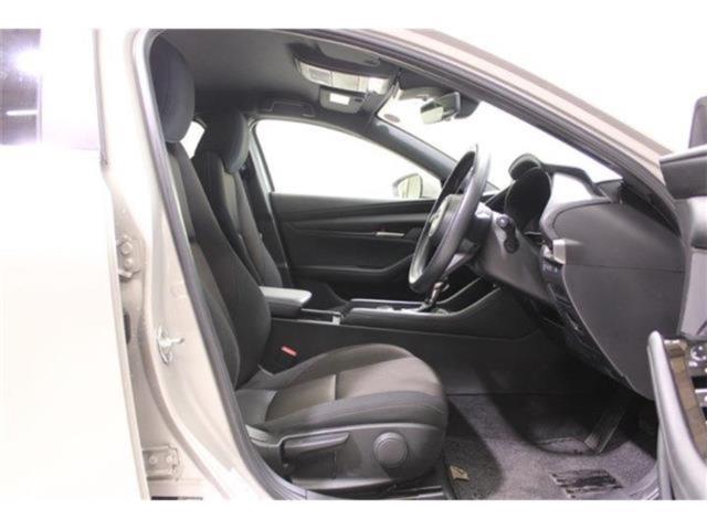 MAZDA3ファストバック(新潟県新潟市東区)