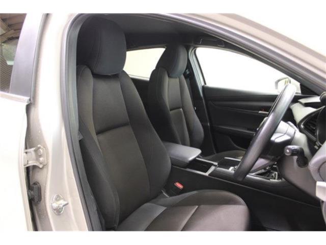 MAZDA3ファストバック(新潟県新潟市東区)