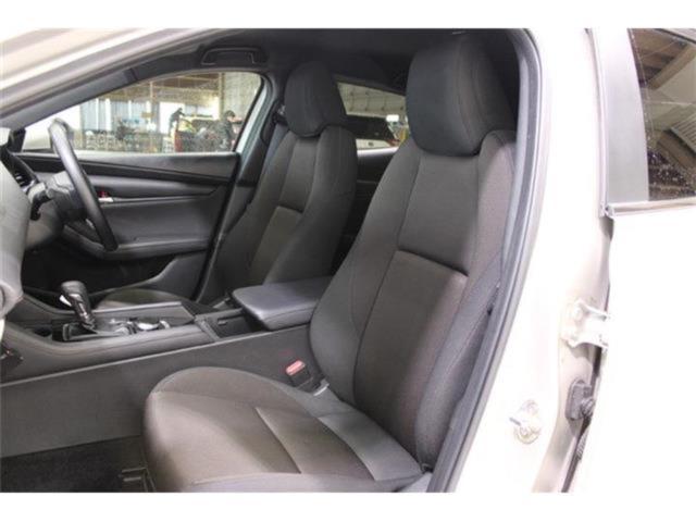 MAZDA3ファストバック(新潟県新潟市東区)