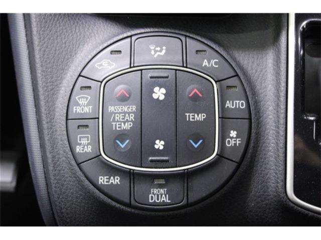 ヴォクシー(新潟県新潟市東区)