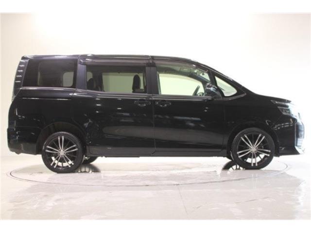 ヴォクシー(新潟県新潟市東区)