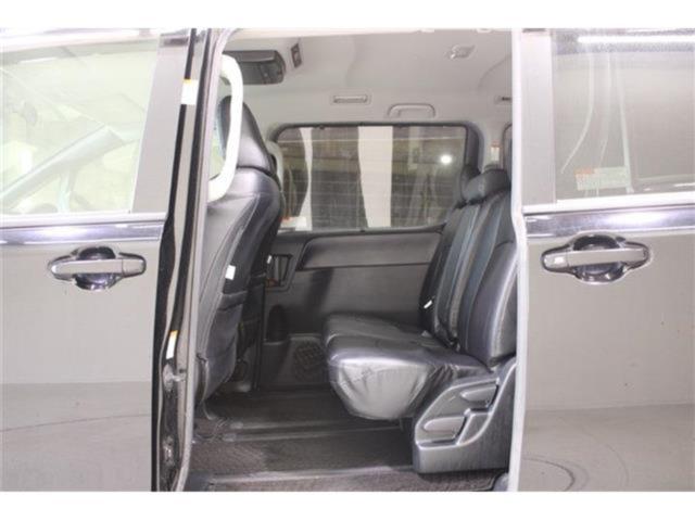 ヴォクシー(新潟県新潟市東区)