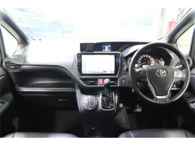 ヴォクシー(新潟県新潟市東区)