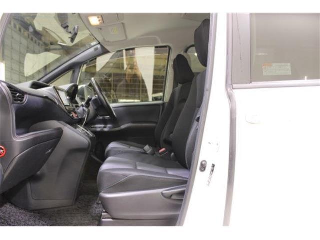 ヴォクシー(新潟県新潟市東区)