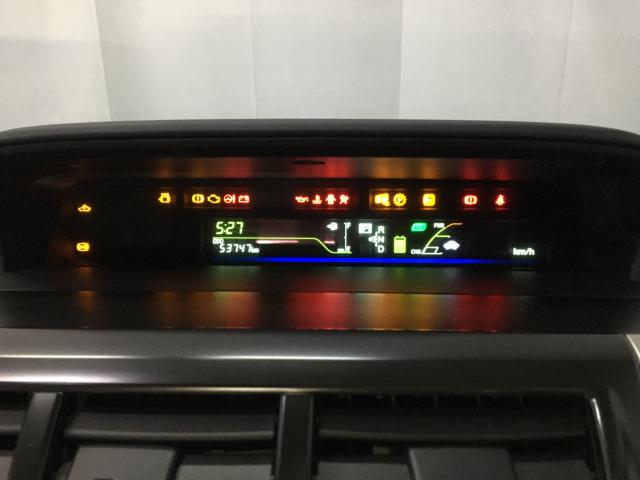 プリウスα(新潟県新潟市西区)