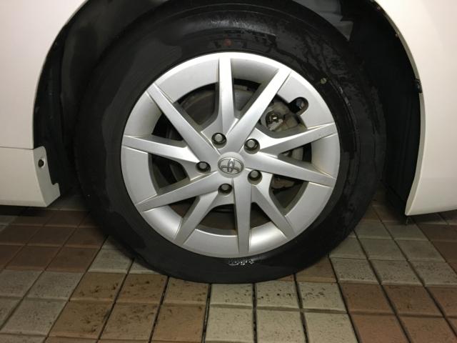 プリウスα(新潟県新潟市西区)