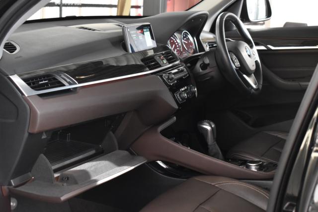 BMW X1(新潟県新潟市西区)