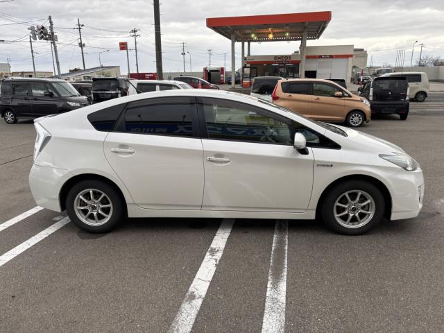 プリウス（新潟県新潟市西蒲区）画像4