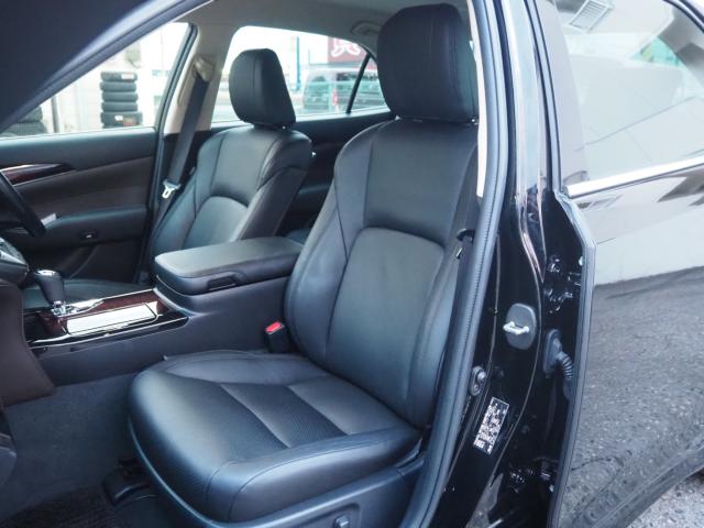 クラウンハイブリッド(新潟県新潟市西区)