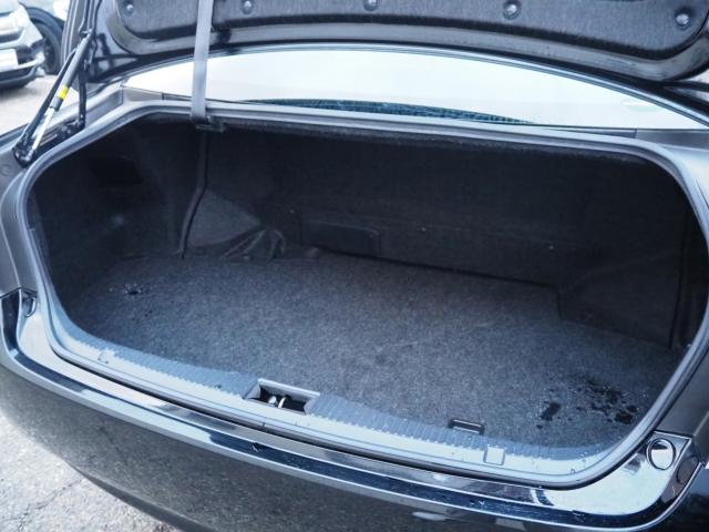 クラウンハイブリッド(新潟県新潟市西区)