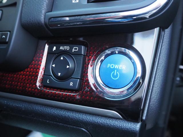 クラウンハイブリッド(新潟県新潟市西区)