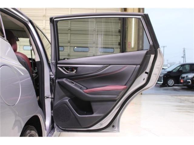 レヴォーグ（新潟県新潟市東区）