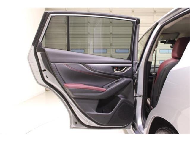 レヴォーグ（新潟県新潟市東区）