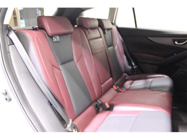 レヴォーグ（新潟県新潟市東区）