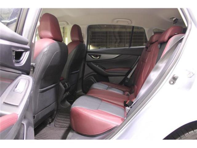 レヴォーグ（新潟県新潟市東区）