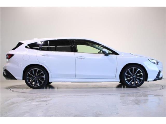 レヴォーグ（新潟県新潟市東区）