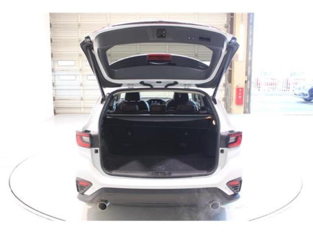 レヴォーグ（新潟県新潟市東区）