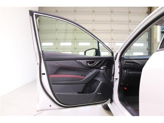 レヴォーグ（新潟県新潟市東区）