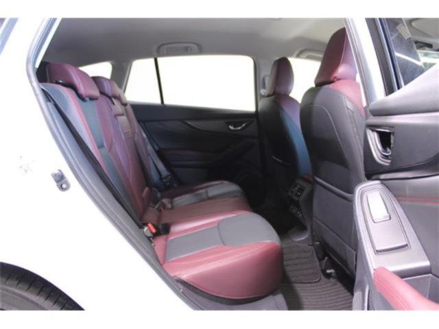 レヴォーグ（新潟県新潟市東区）