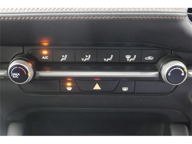 MAZDA3ファストバック(新潟県新潟市東区)