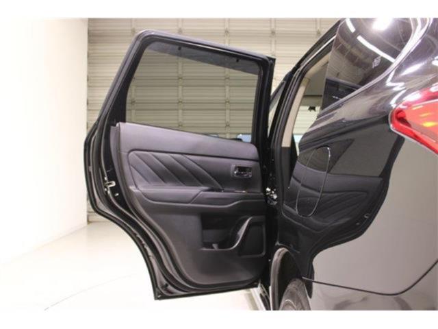 アウトランダーPHEV(新潟県新潟市東区)