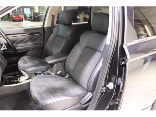 アウトランダーPHEV(新潟県新潟市東区)