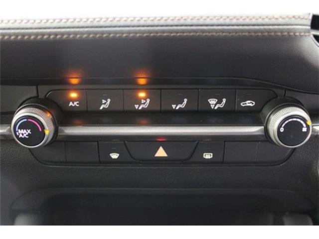 MAZDA3ファストバック(新潟県新潟市東区)