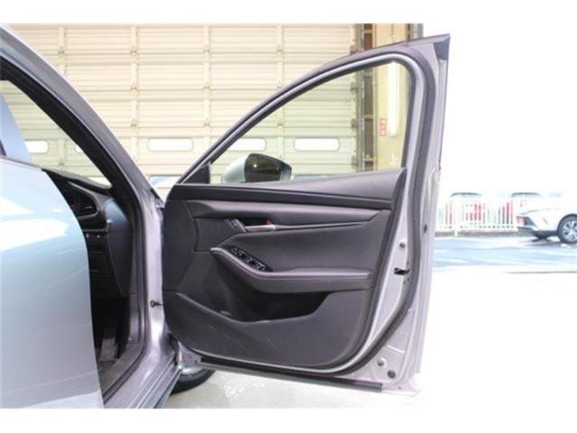 MAZDA3ファストバック(新潟県新潟市東区)