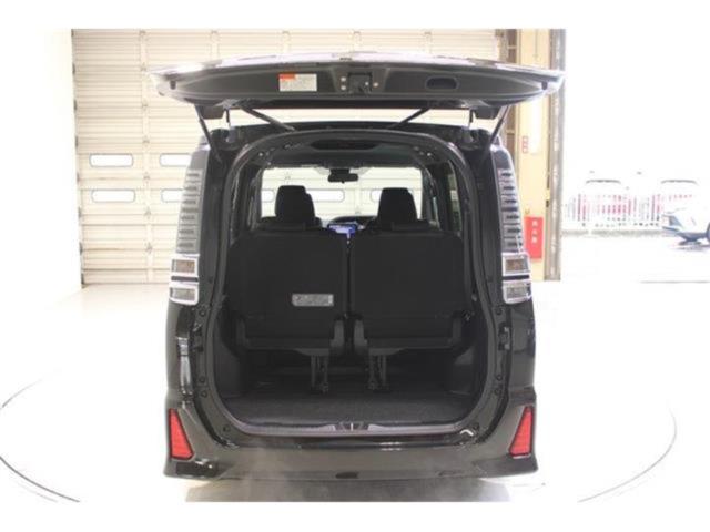 ヴォクシー（新潟県新潟市東区）