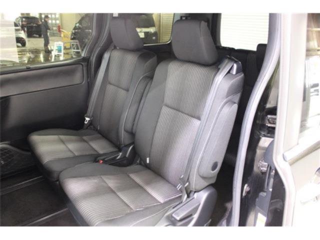 ヴォクシー（新潟県新潟市東区）