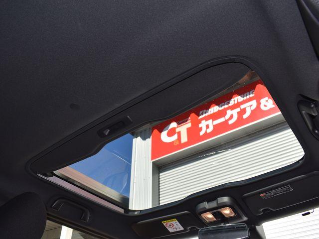 スカイフィールトップ：タフト独自の開放感があるガラスルーフなので、いつでも快適なドライブができます☆