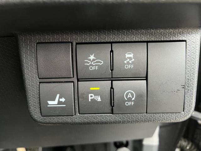 シエルはスタッフのほとんどが国家資格整備士です。プロの整備士目線で故障の確率の低い車両を仕入れ、安心して乗れるようしっかりメンテナスしてから納車しております！