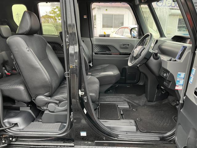 ご来店希望の方は事前に連絡をいただけると助かります。カーセンサーの［来店予約をする］ボタンからお気軽に予約下さい。緑色のトークアプリ公式アカウントや電話等でも予約できますのでお気軽にご連絡ください。