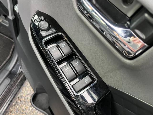 板金塗装も格安で承ります。外装が気になる方は別途見積りいたします。詳しくは来店時ご確認ください☆カスタム・追加メンテ・タイヤ組換・自動車保険などもお気軽にご相談ください。