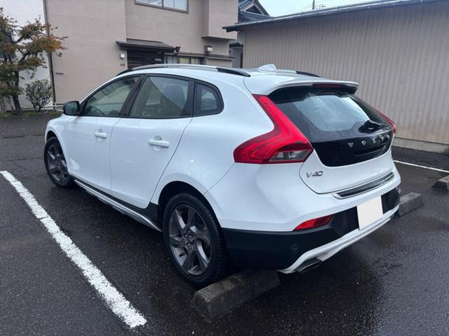ボルボワゴン V40(新潟県新潟市東区)