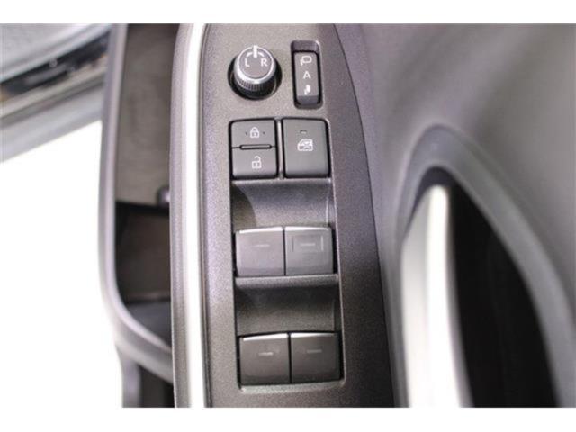 ヴォクシーハイブリッド（新潟県新潟市東区）画像56