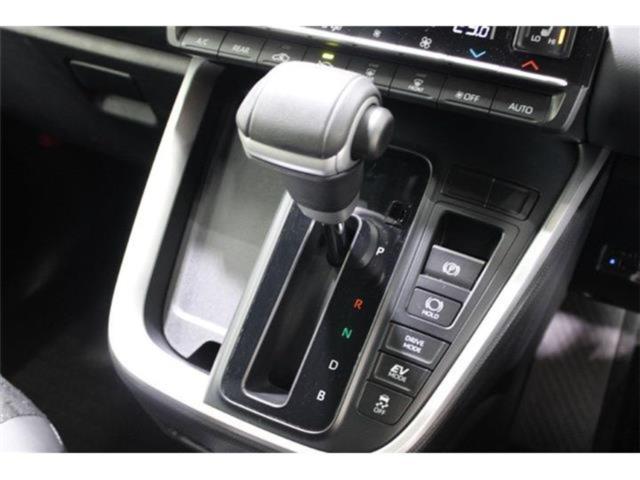 ヴォクシーハイブリッド（新潟県新潟市東区）画像63