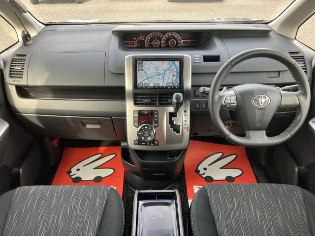 ヴォクシー（新潟県新潟市西区）画像4