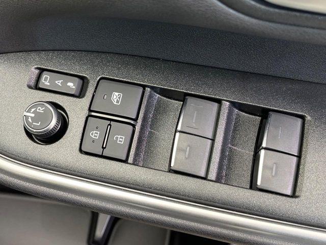 ヴォクシー（新潟県新潟市南区）