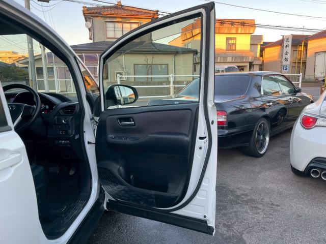 ヴォクシー（新潟県新潟市南区）