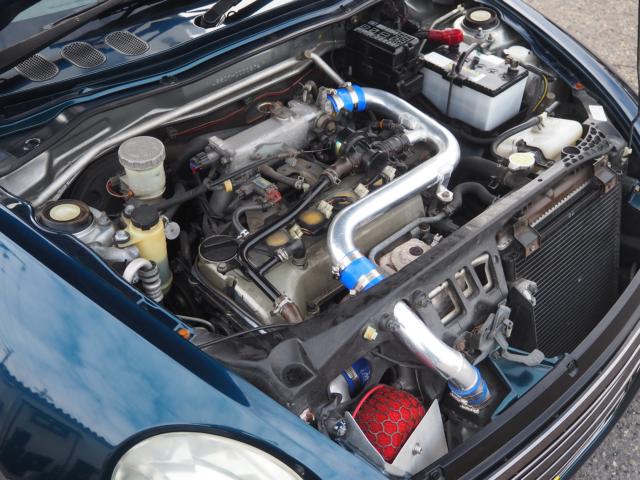 ＺＳＳインテークパイプ、ＨＫＳレーシングサクション搭載でエンジンの吹け上がりも抜群！